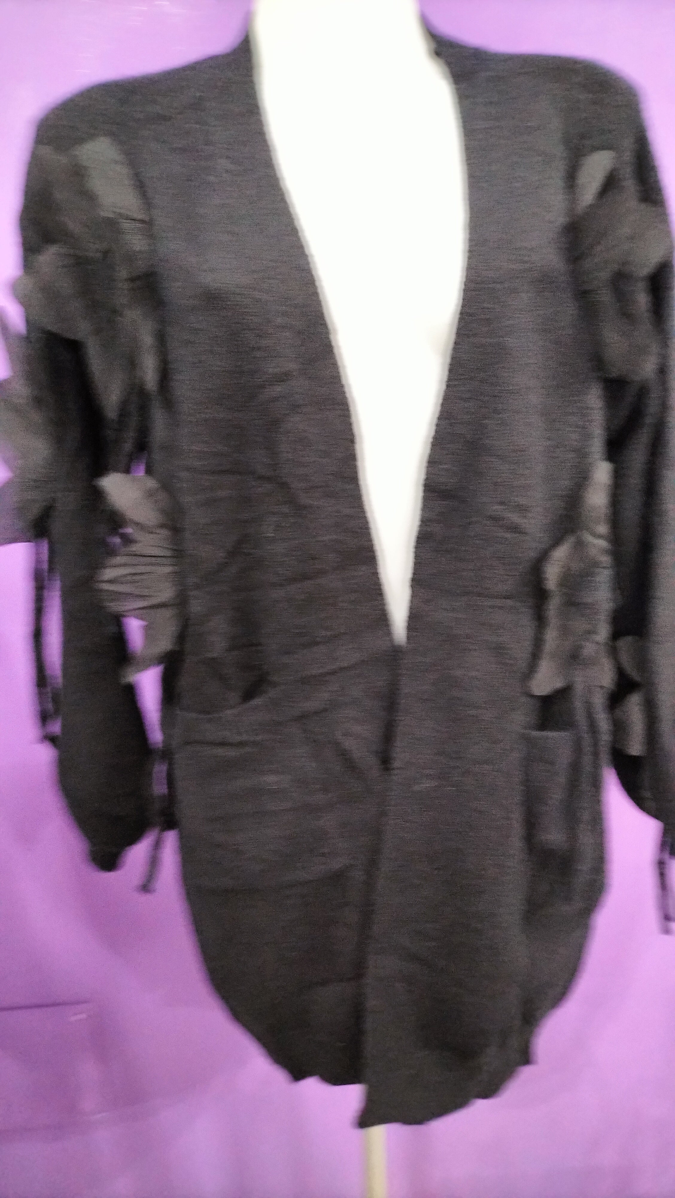 Cardigan lungo nero con  Applicazioni Floreali