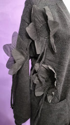 Cardigan lungo nero con  Applicazioni Floreali