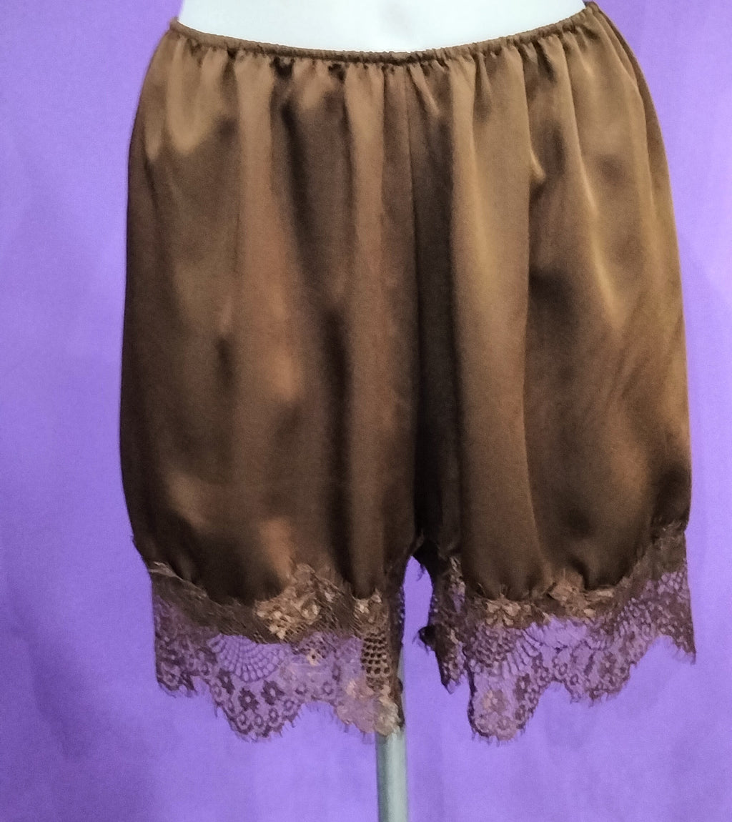 Pantalone -Short con pizzo