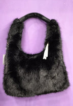Borsa Eco-Fur nera morbidissima, con manico rigido.