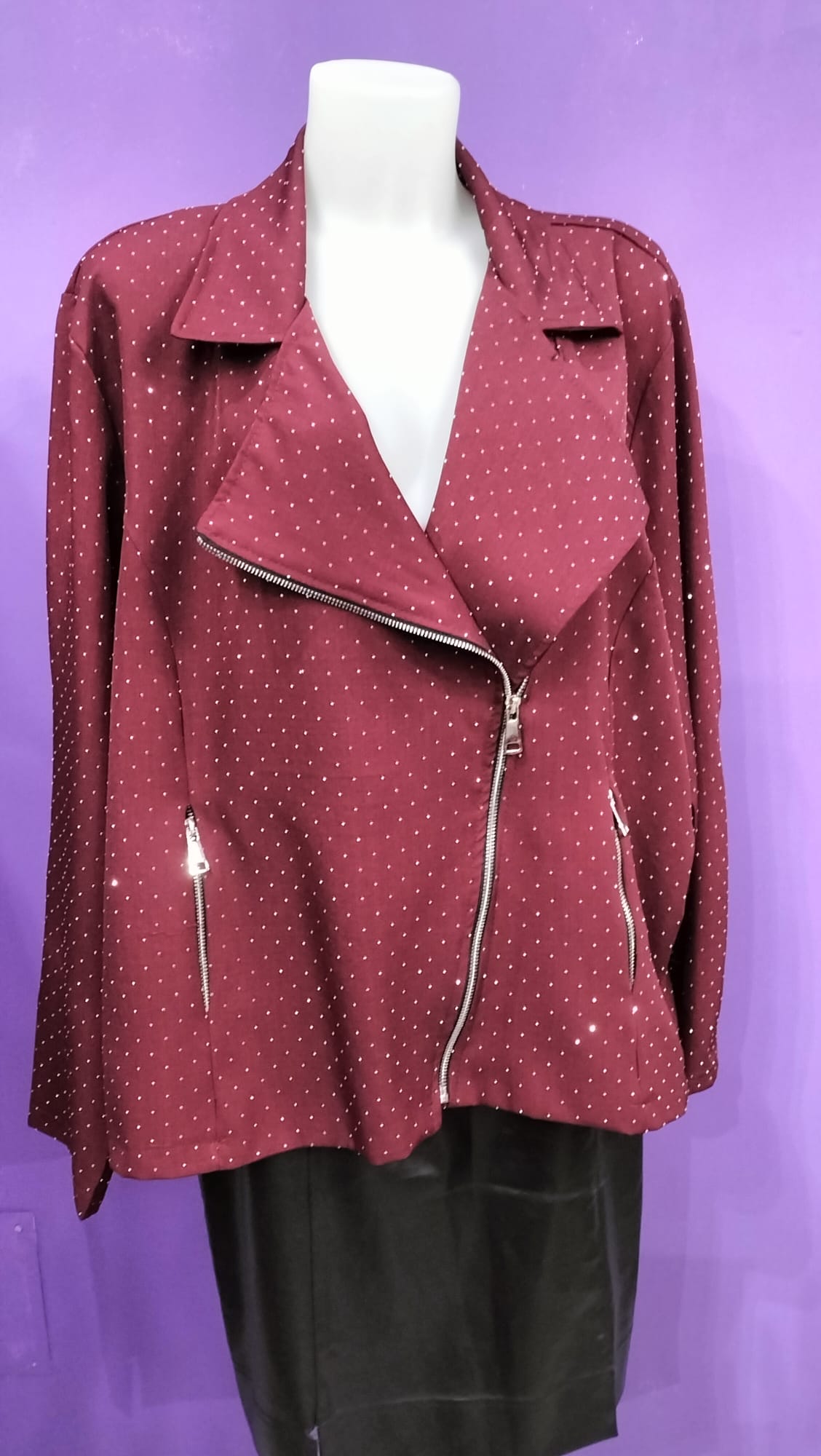 Giacchetto Bordeaux Oversize , tessuto con punti luce ,ideale anche per outfit eleganti