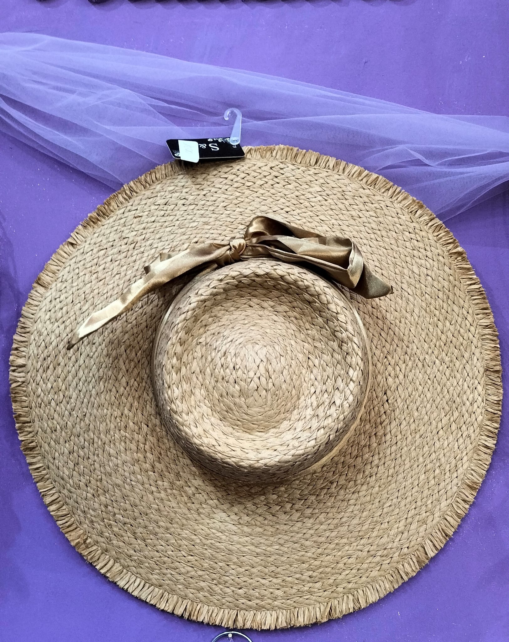 CAPPELLO IN PAGLIA CON NASTRO