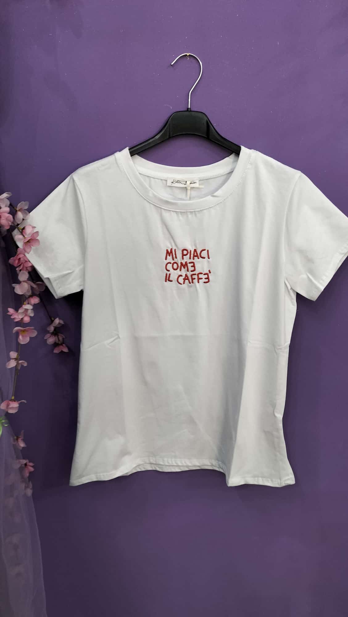 T-SHIRT BIANCA CON FRASE