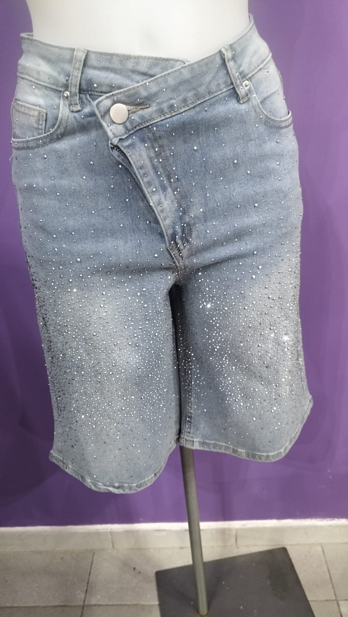 Jeans Bermuda con Brillantini