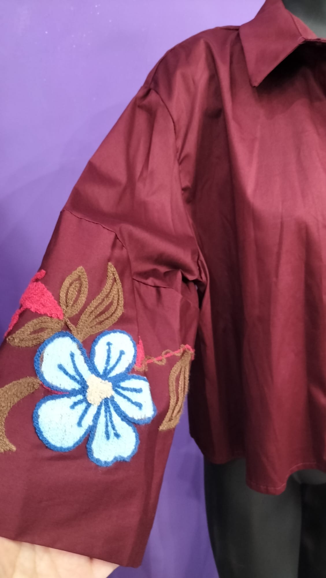 Camicia di cotone con Ricami Floreali