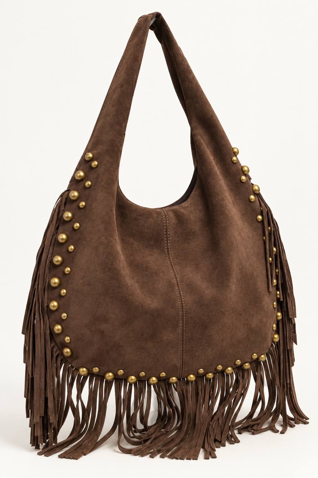 Borsa marrone con frange su sfondo pulito