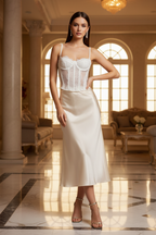 Bustino con gonna elegante