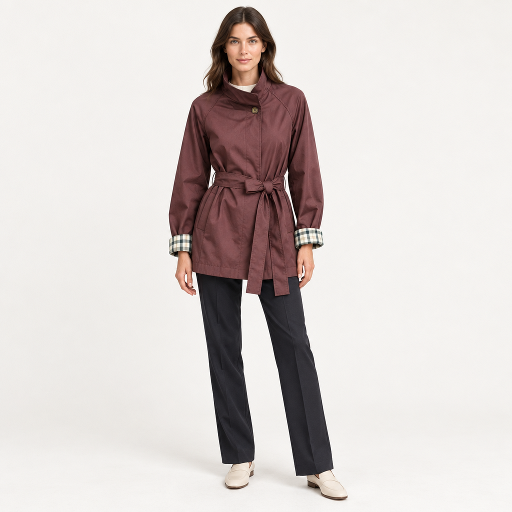 Trench corto con cintura