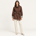 Trench corto con cintura