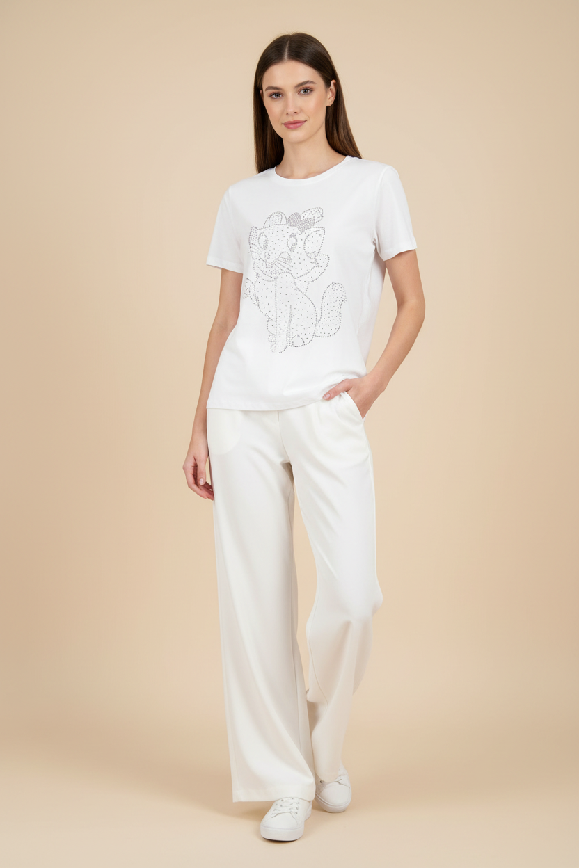 T-shirt strass indossata